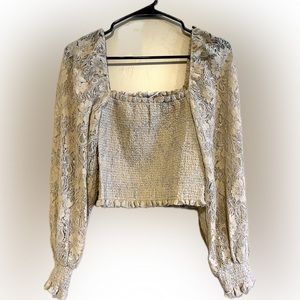 Urban Outfitters romantic sleeve top!